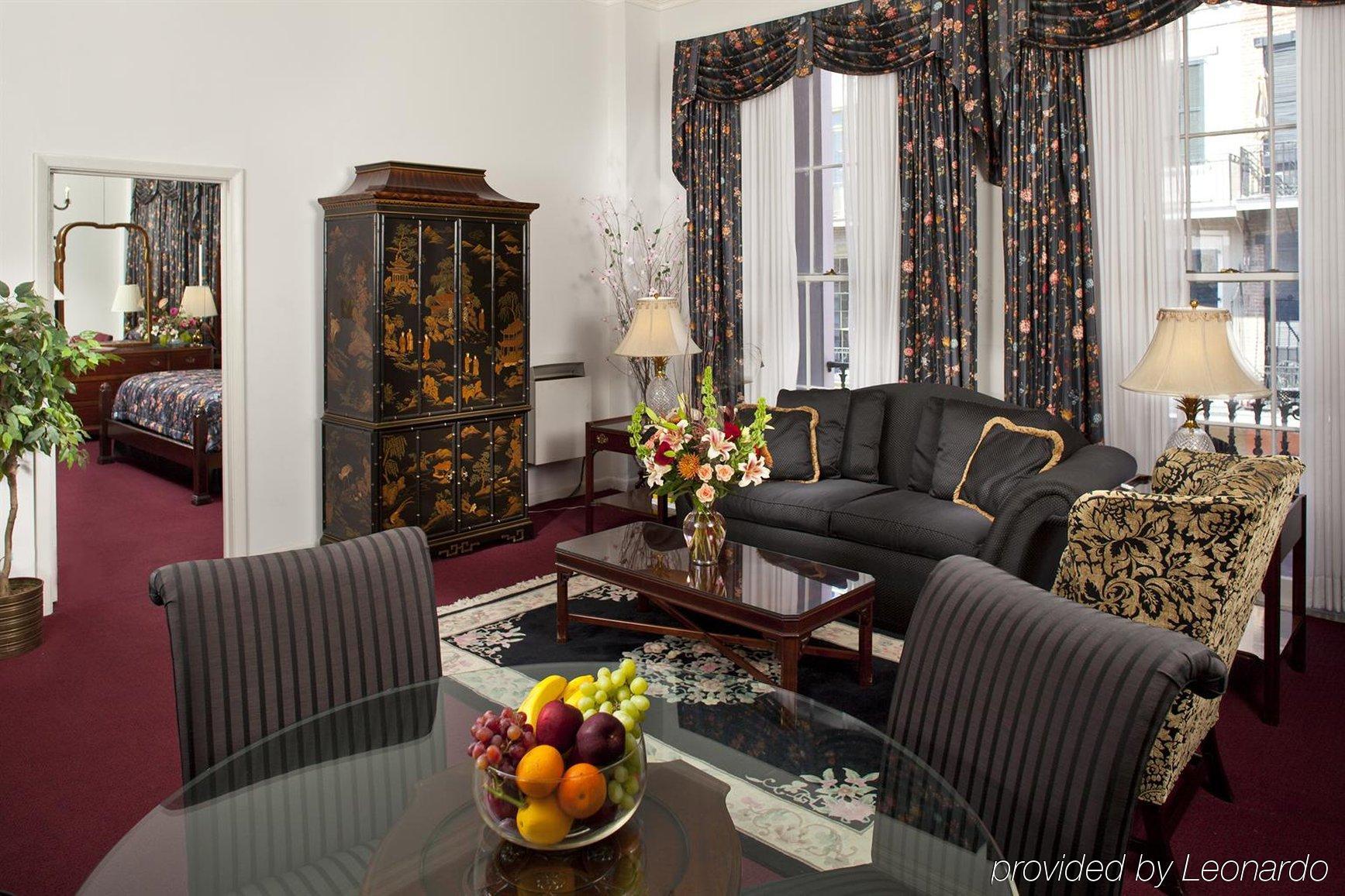Hotel Le Richelieu in the French Quarter New Orleans Exterior foto