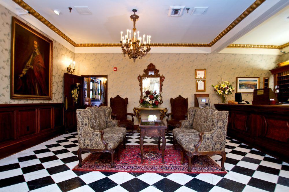 Hotel Le Richelieu in the French Quarter New Orleans Exterior foto